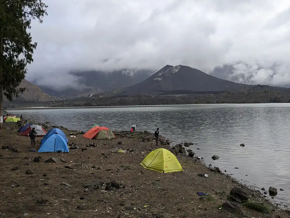 rakata mount rinjani