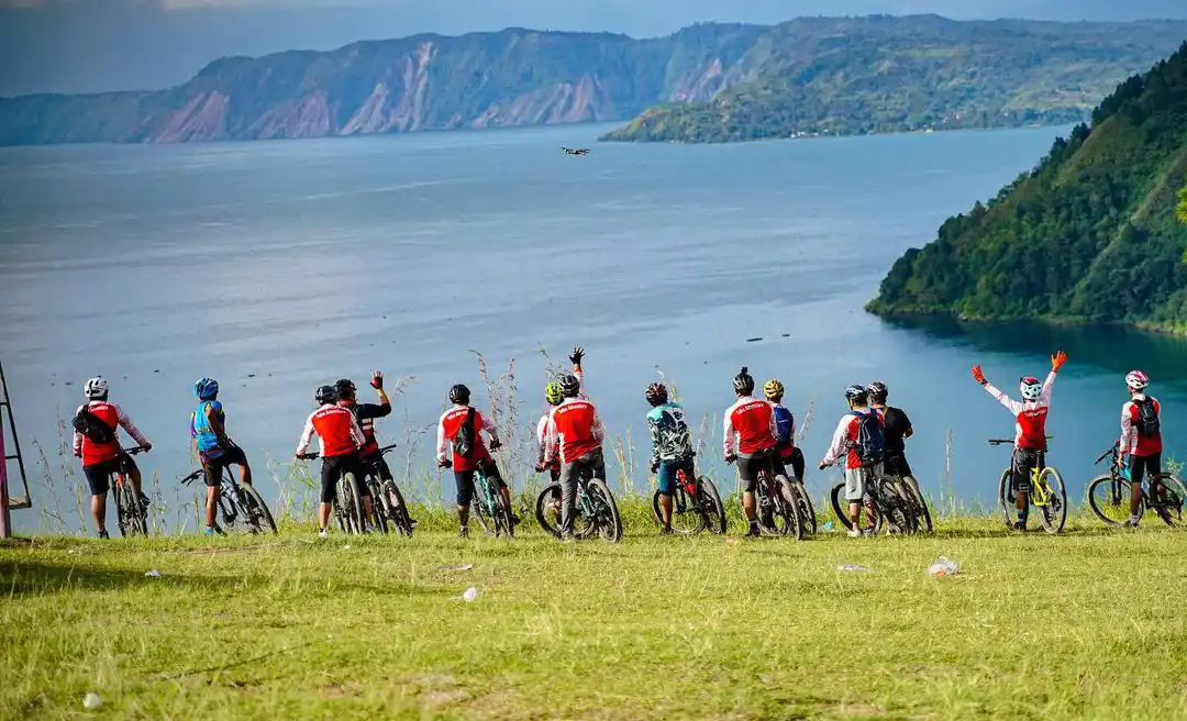 ADVENTURE PACKAGE – CYCLING TOBA